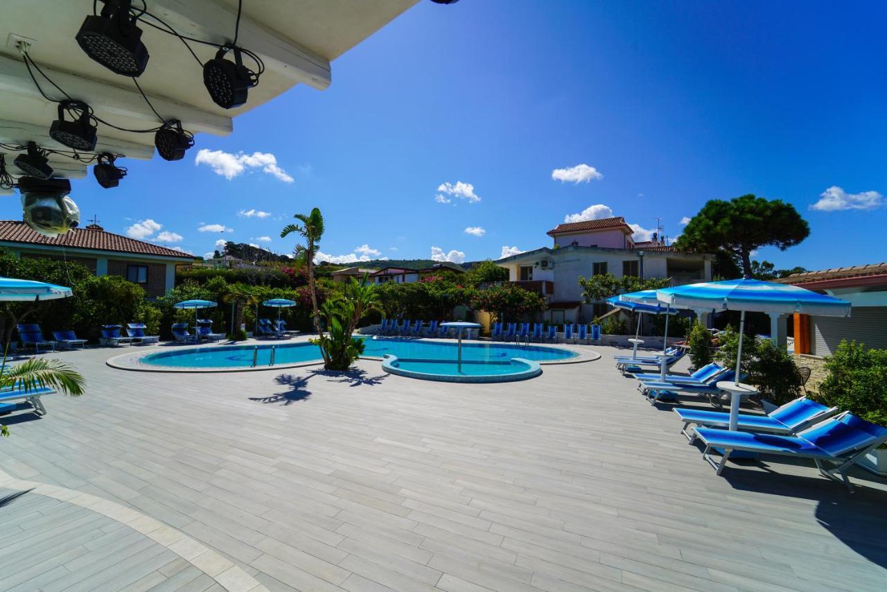 Hotel Residence Le Playe Santa Domenica  Exterior foto